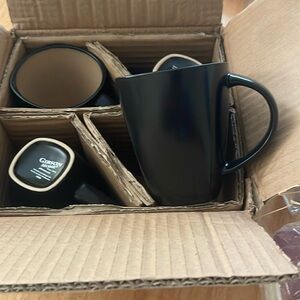 Brand new set of 4 coffee/tea mugs